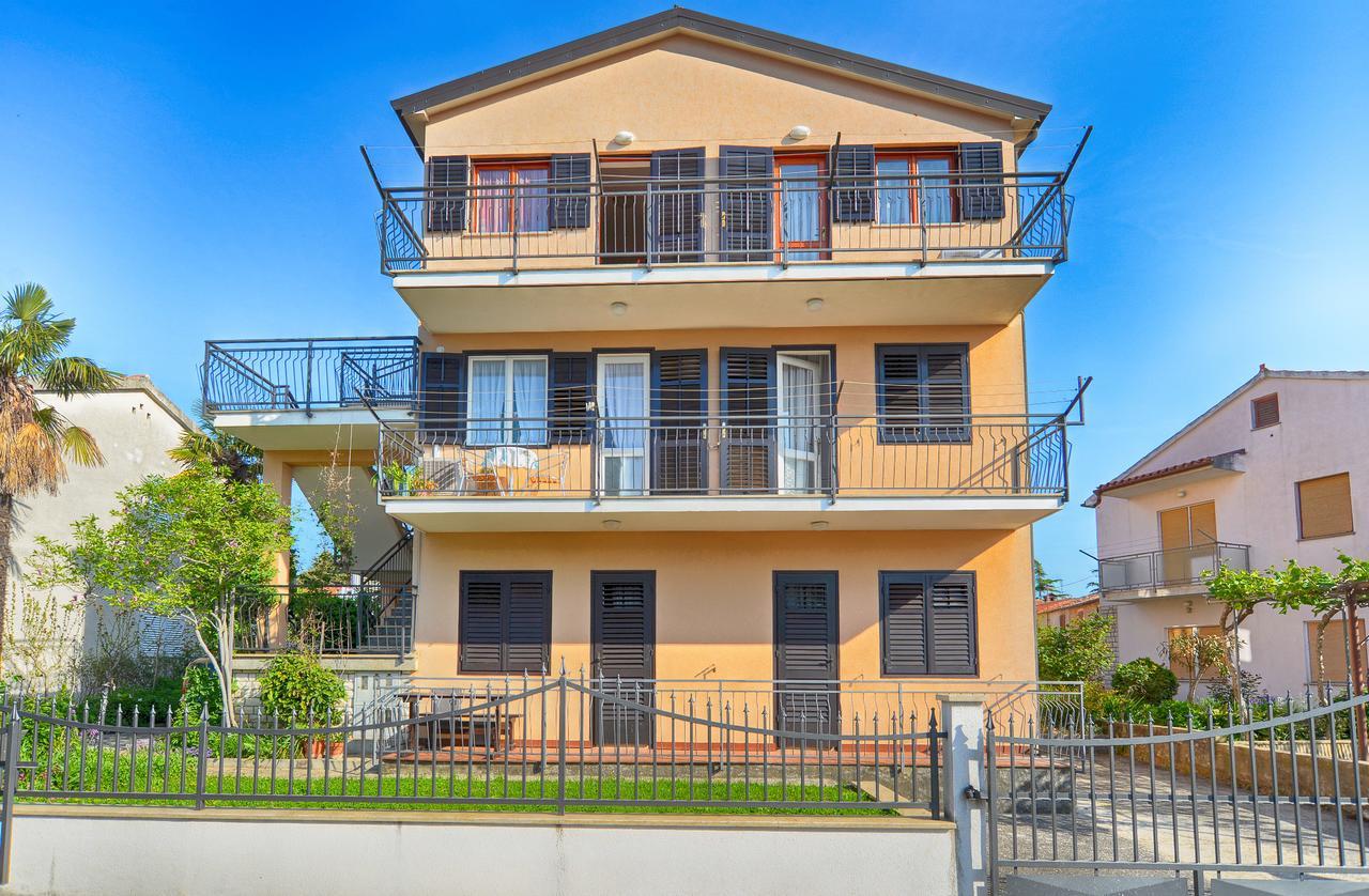 Apartment Ljiljana 1553 Novigrad  ภายนอก รูปภาพ