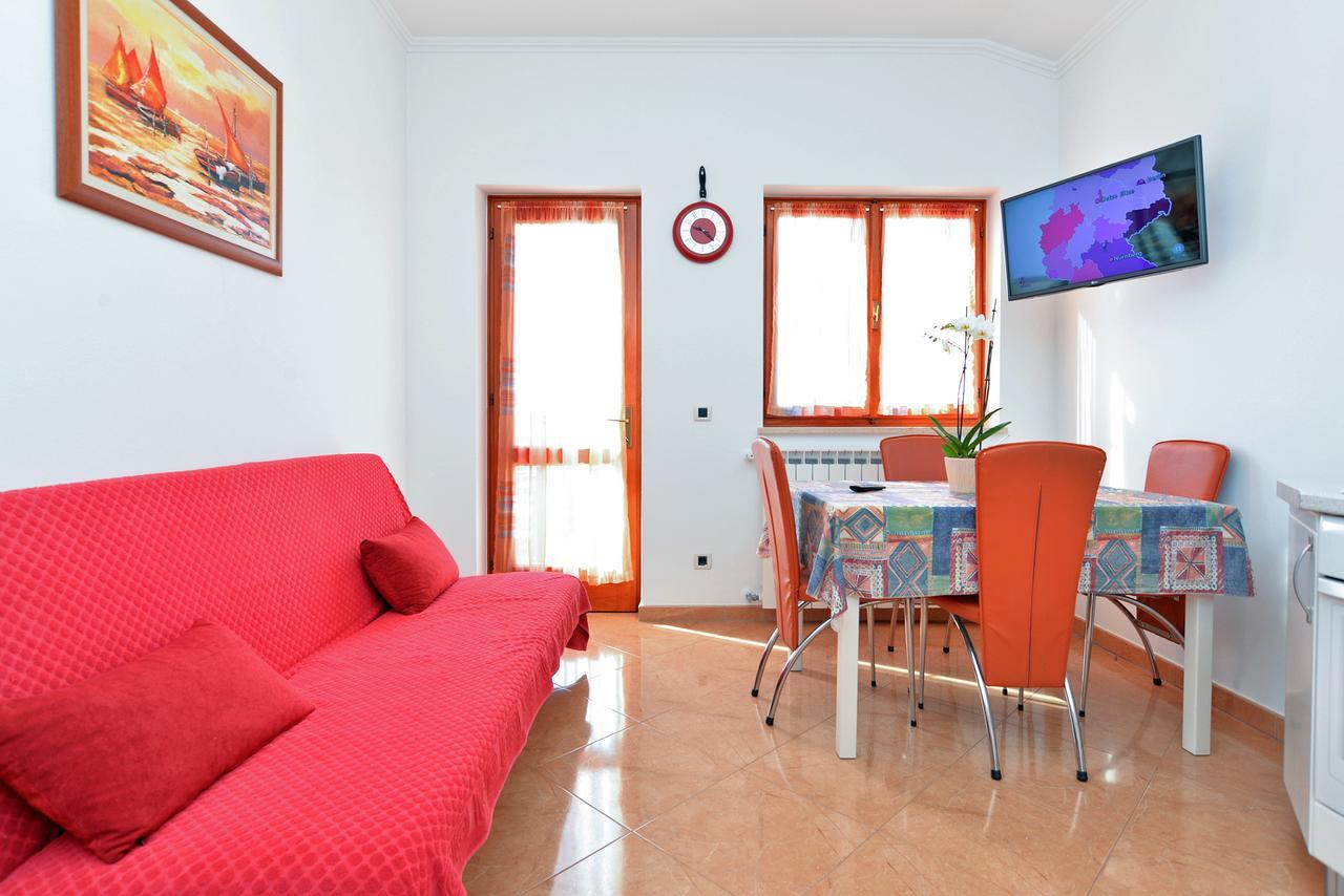 Apartment Ljiljana 1553 Novigrad  ภายนอก รูปภาพ