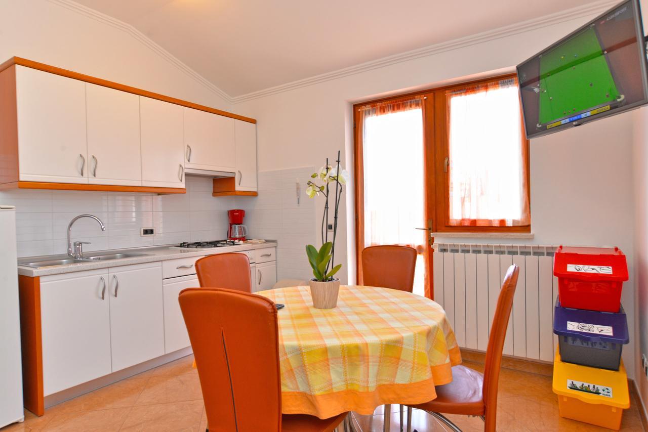 Apartment Ljiljana 1553 Novigrad  ภายนอก รูปภาพ